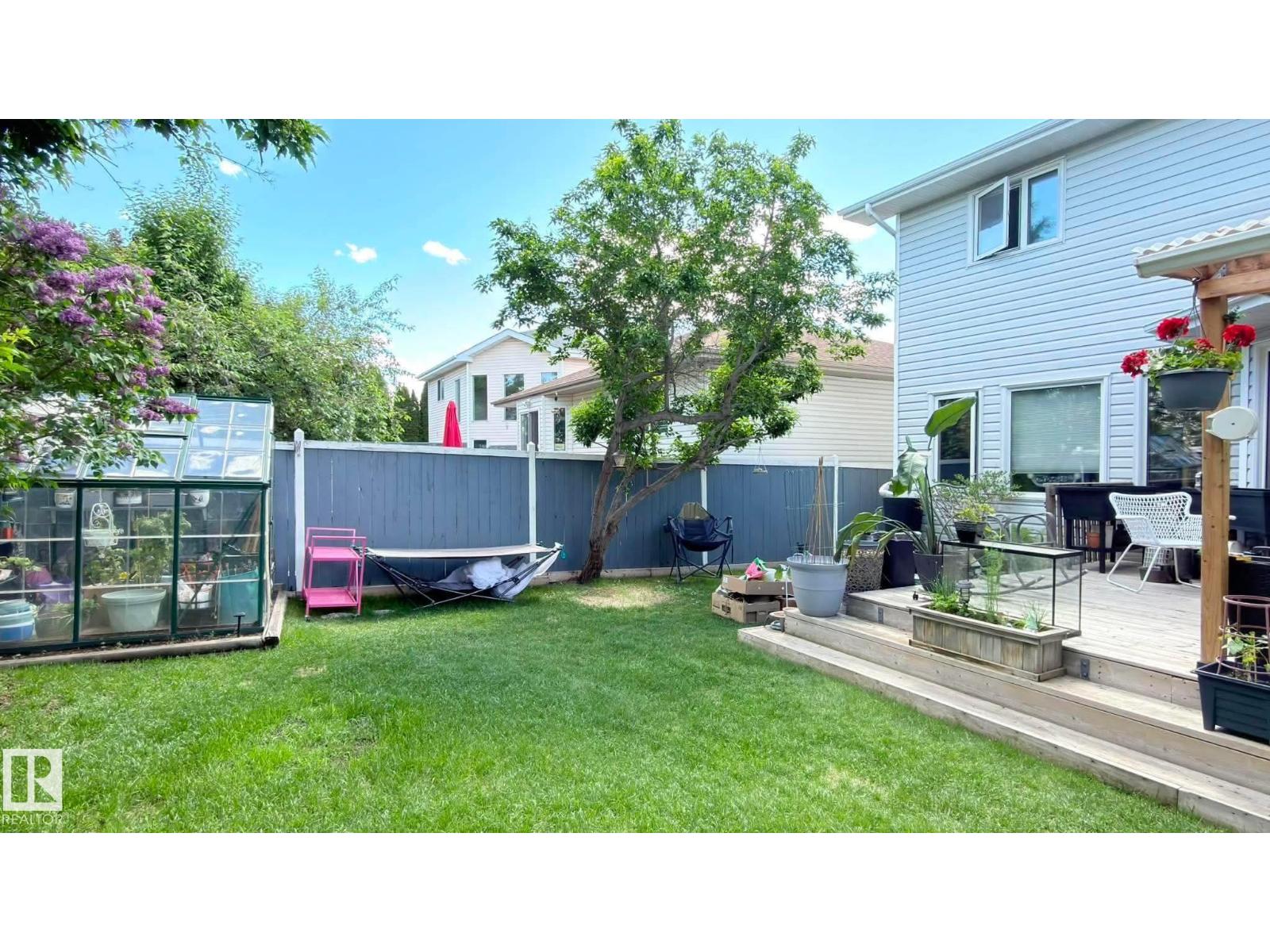 825 112B St NW - 24