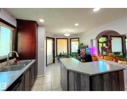 825 112b St Nw, Edmonton, AB T6J6W3 Photo 22