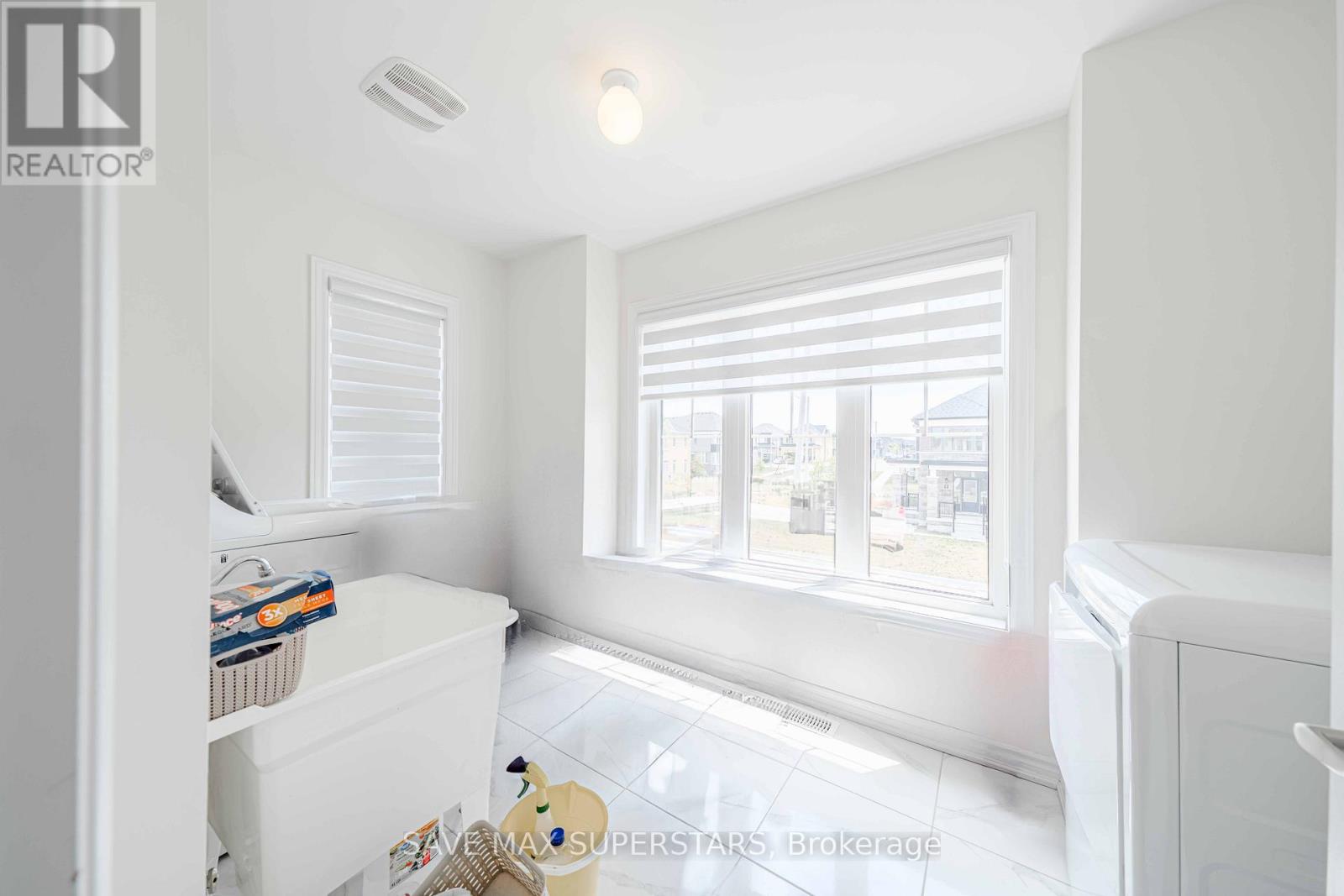 34 BANNISTER ROAD - 18