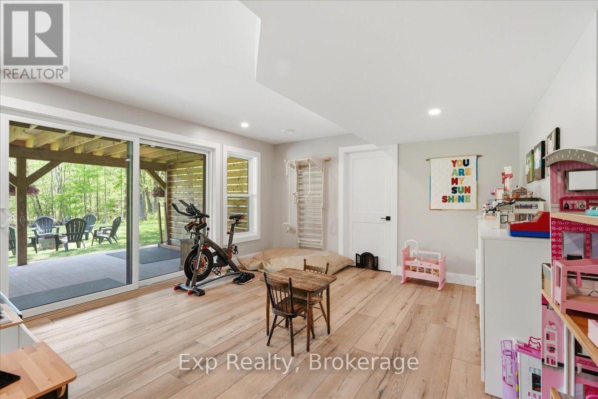 1296 CLEARVIEW ROAD - 35