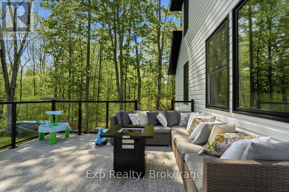1296 CLEARVIEW ROAD - 43