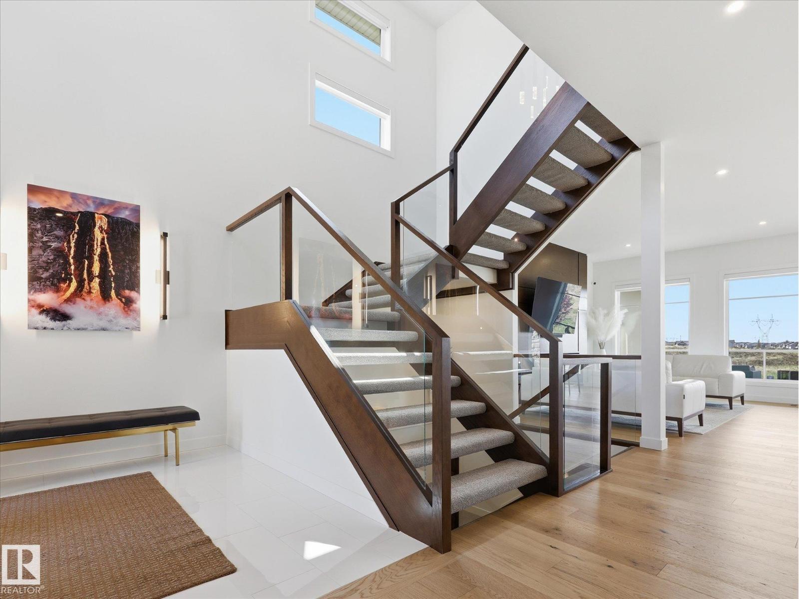 1558 HOWES PL SW - 24