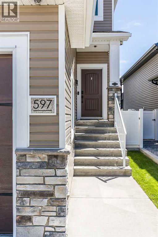 597 Somerside View SE - photo 3