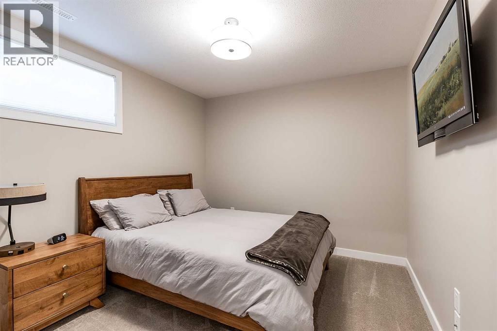 597 Somerside View SE — photo 32