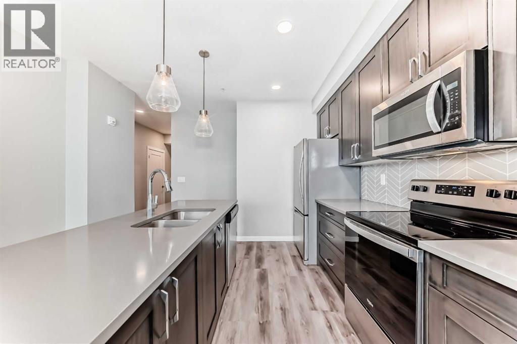 #403 200 Shawnee Square SW - 11