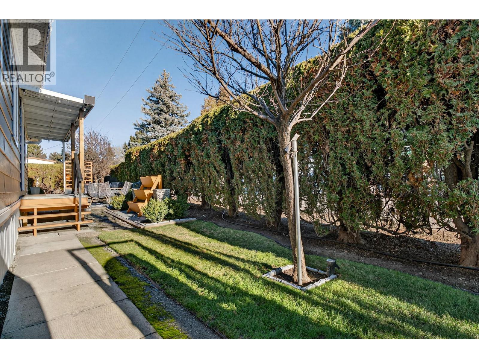#137 1880 Old Boucherie Road - 60