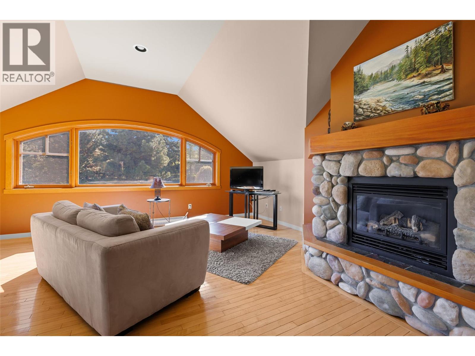 4150 Seddon Road - 84