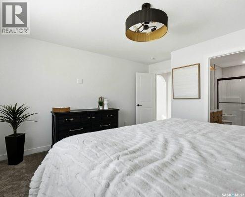 1056 West Park BOULEVARD — photo 17