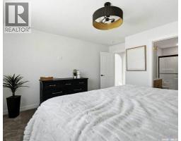 1056 West Park Boulevard, Moose Jaw, SK S6J0E6 Photo 17