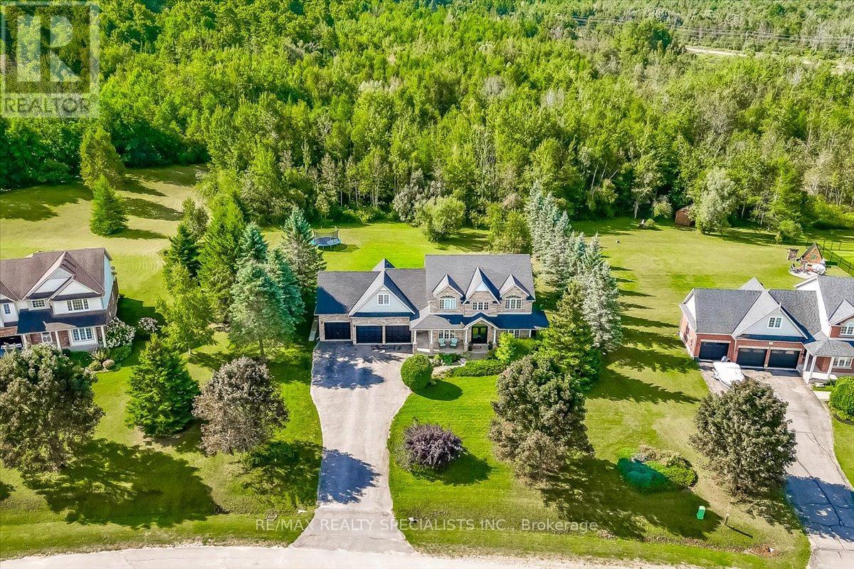 14 DEVONLEIGH DRIVE