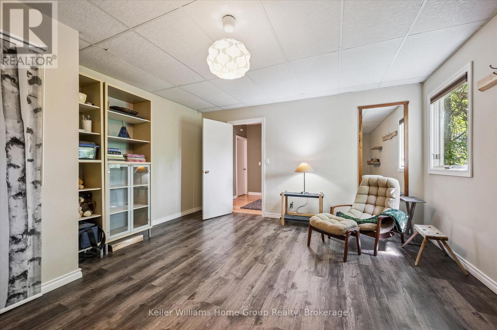 223 EAST MILL STREET - 34