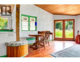 9 Grant Rd, Lasqueti Island, BC V0R2J0 Photo 13