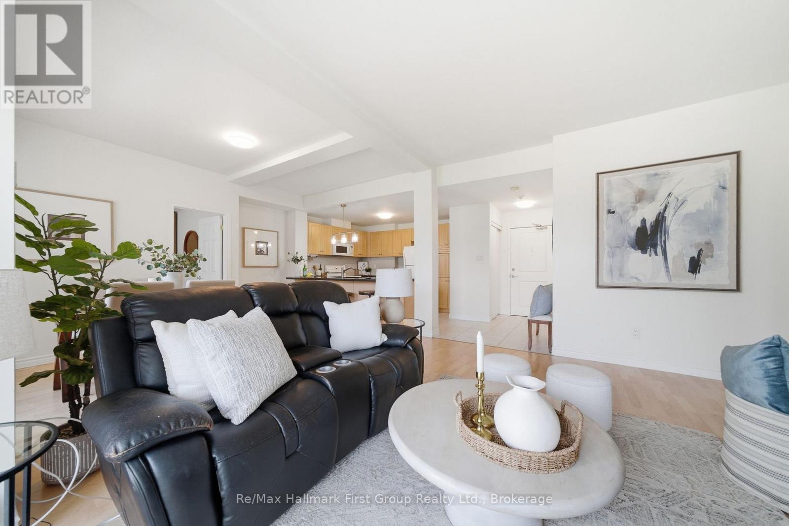 #215 145 THIRD STREET - 15