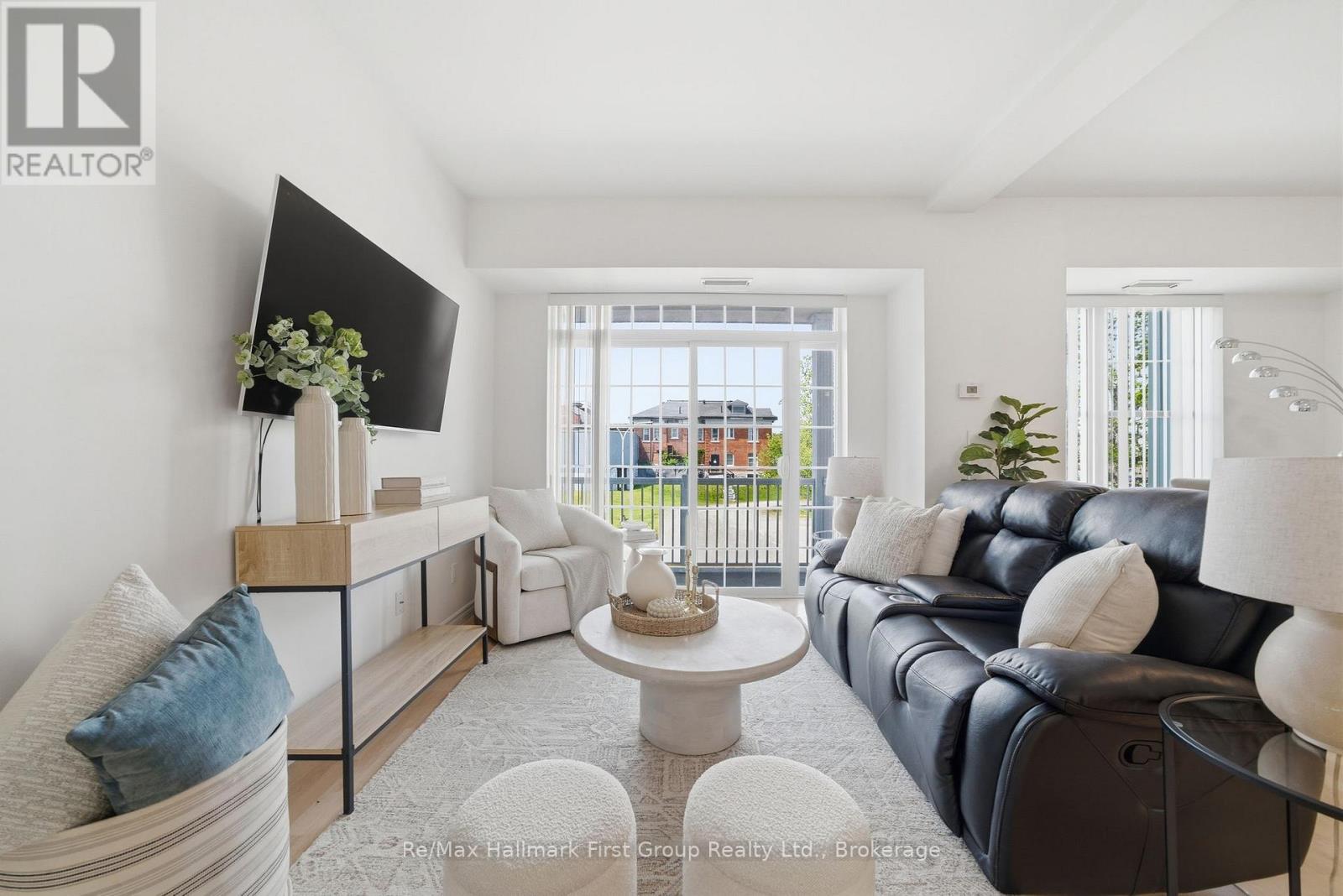 #215 145 THIRD STREET - 16