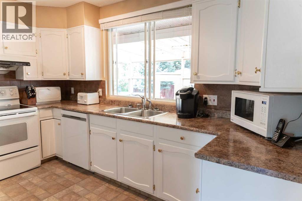164 Huntford Road NE — photo 12