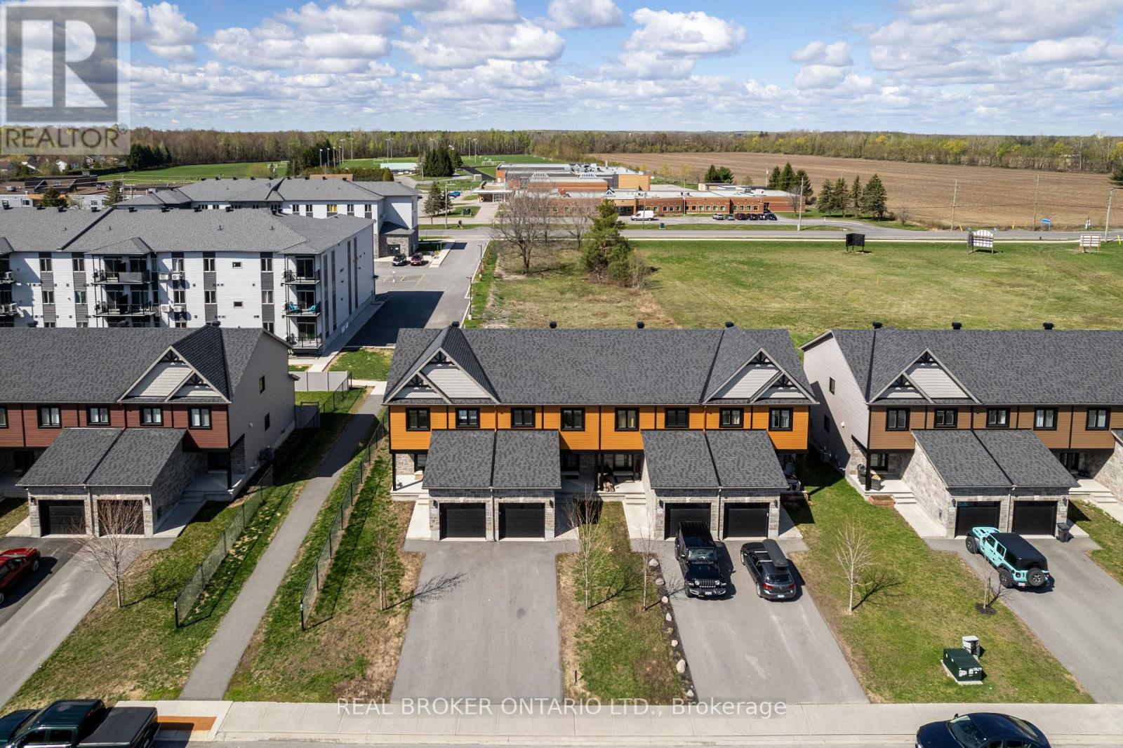 336 TWILIGHT AVENUE - 35