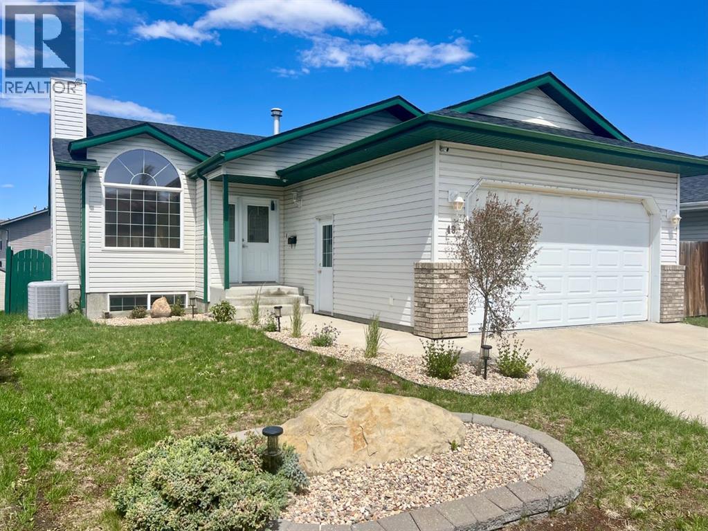 48 Duval Close — photo 37