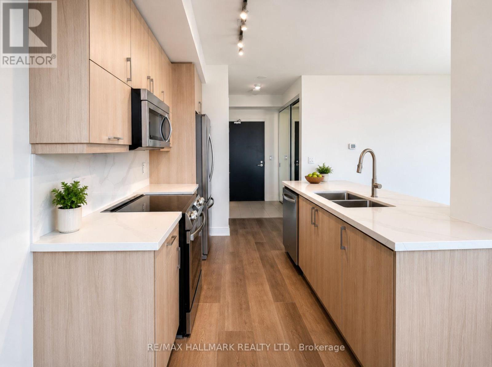 #1902 825 CHURCH STREET - 13