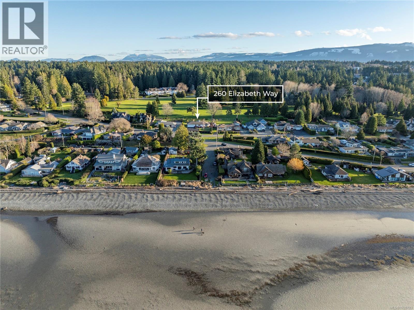 260 Elizabeth Ave, Qualicum Beach