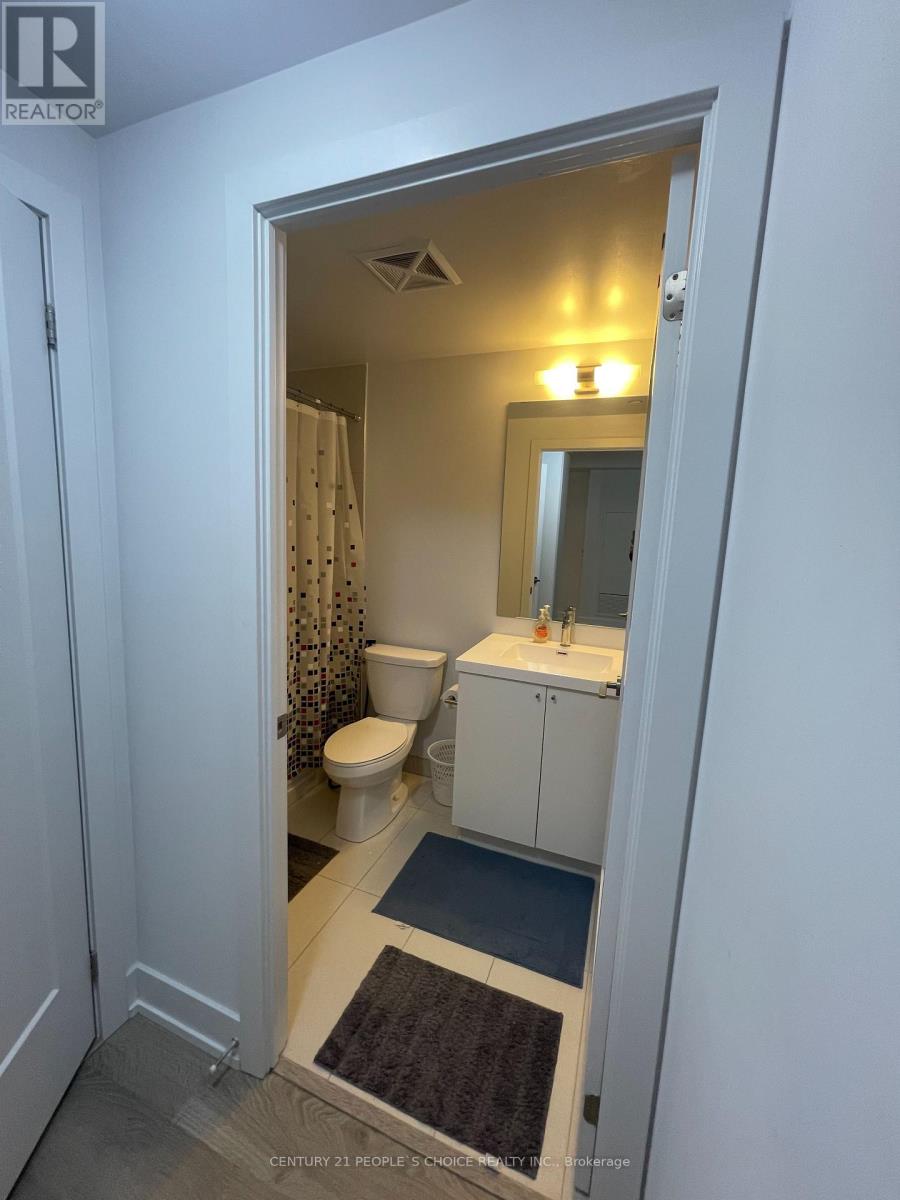 #506 2550 SIMCOE STREET - 16