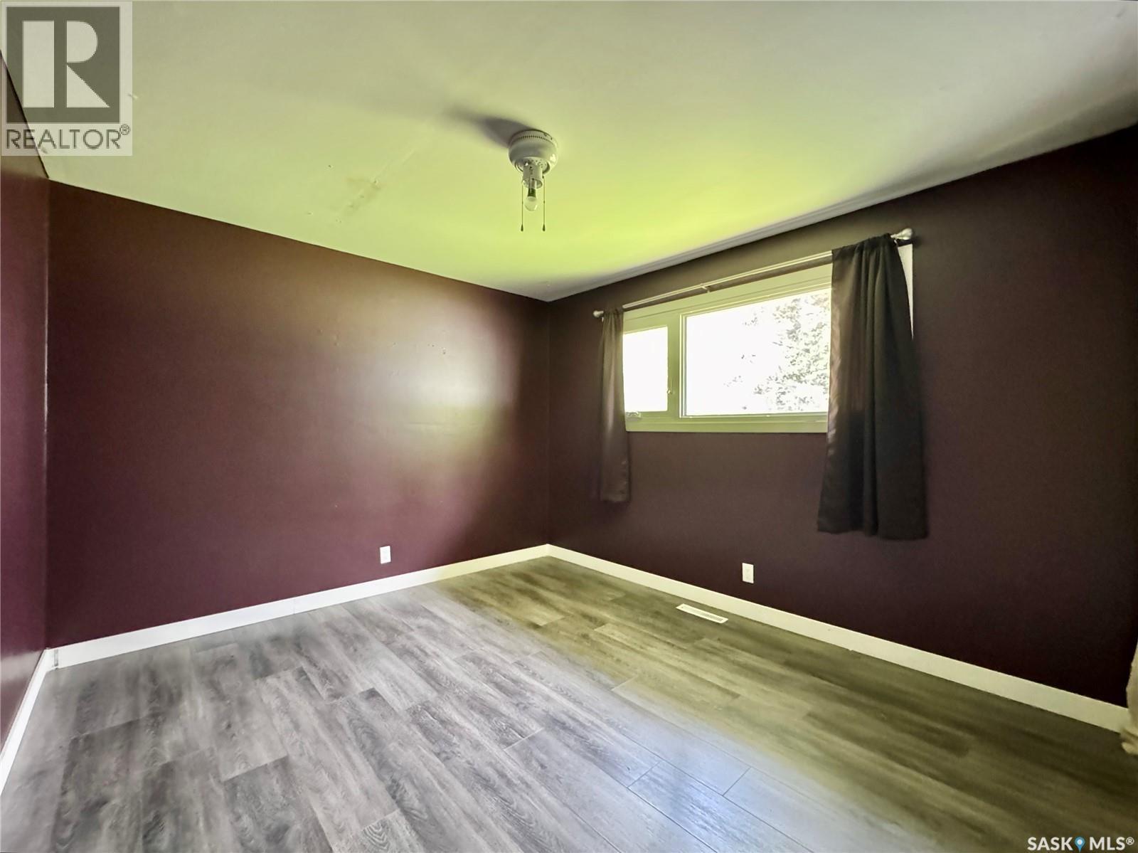 302 Maple BAY — photo 16