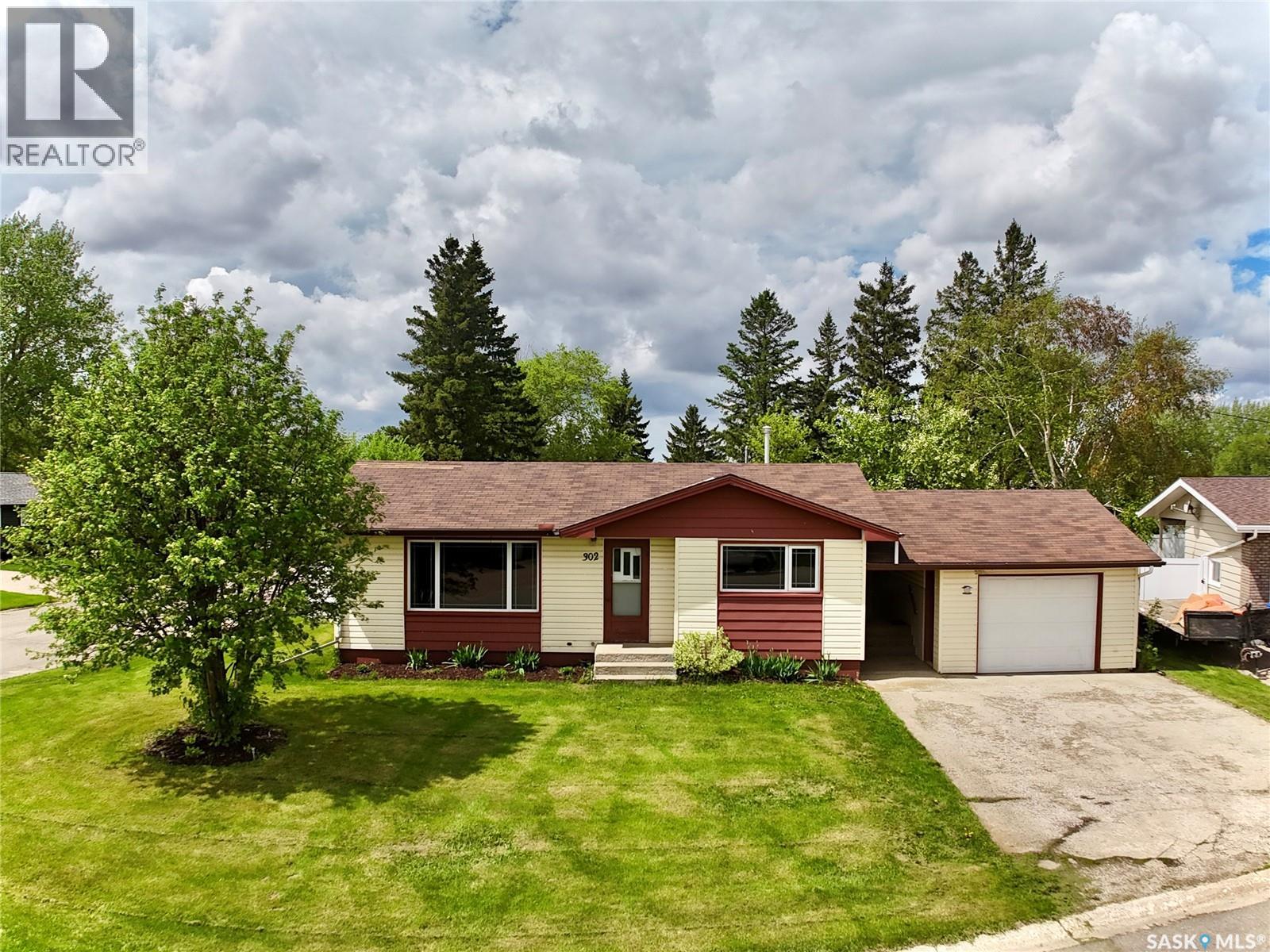 302 Maple BAY — photo 35