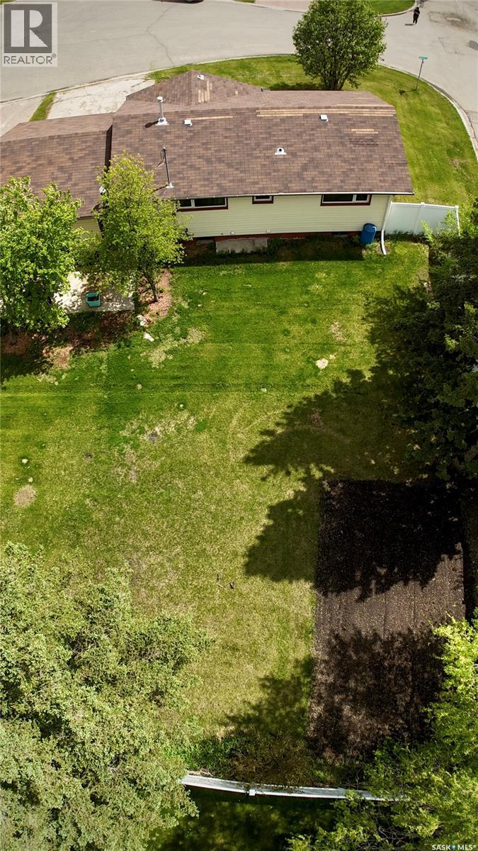 302 Maple BAY — photo 38