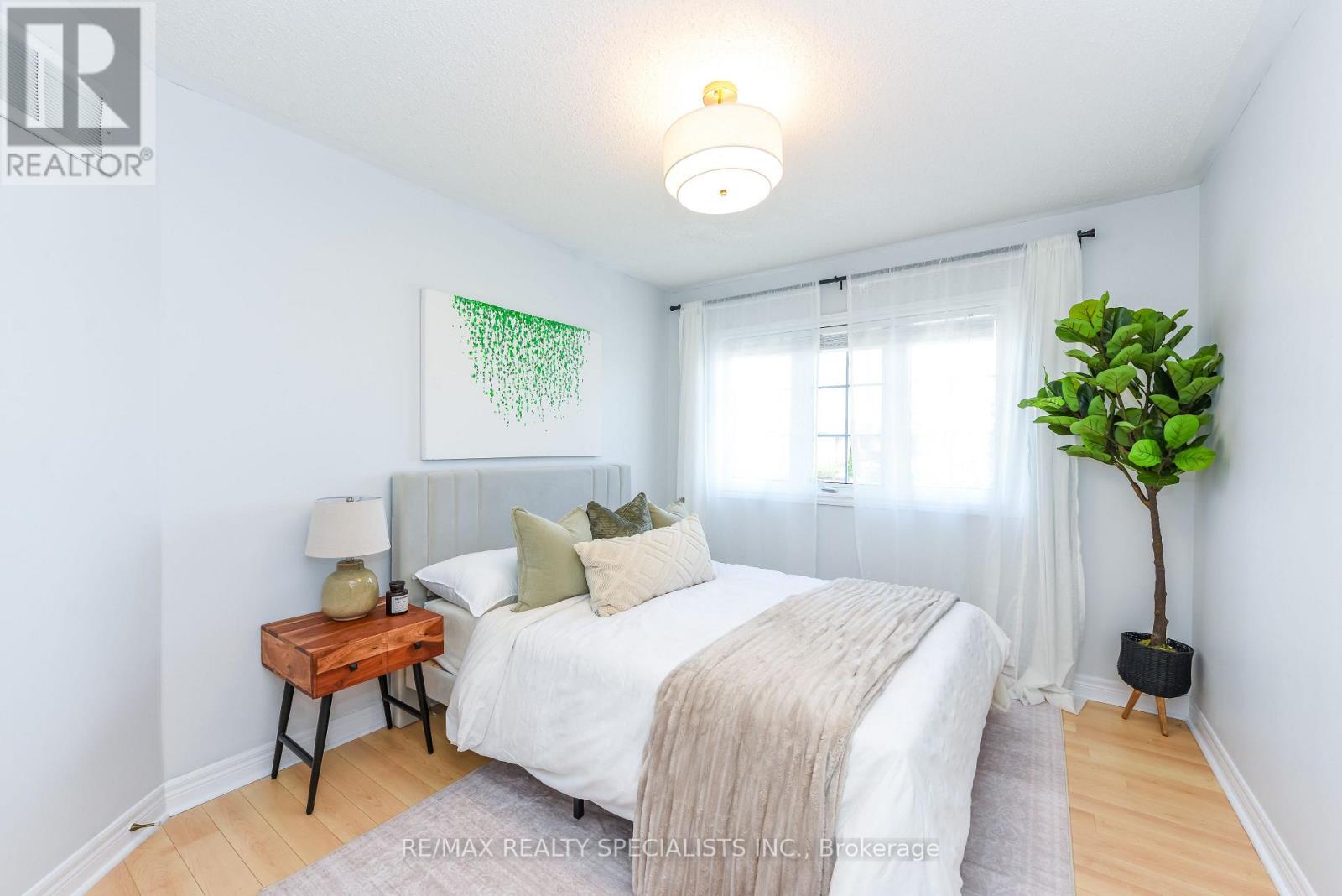 5624 FRESHWATER DRIVE - 27