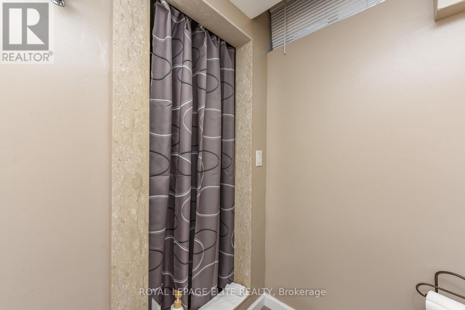 67 ELMBROOK CRESCENT - 37