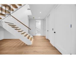 152 Third Line, Oakville, ON L6L3Z8 Photo 37