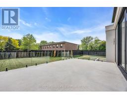 152 Third Line, Oakville, ON L6L3Z8 Photo 45