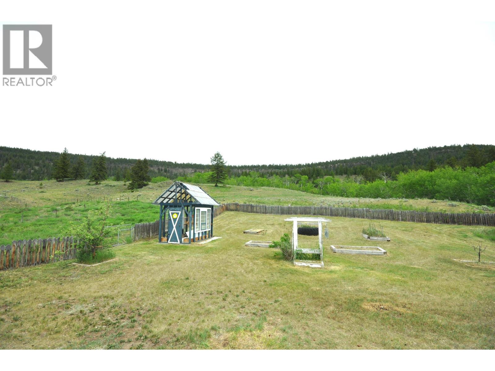 7350 CHILCOTIN 20 HIGHWAY - 8