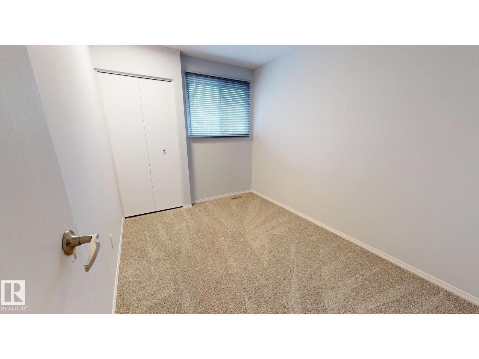 4301/4303 44 ST — photo 16