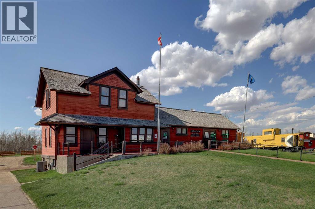 301 9 Street - 25