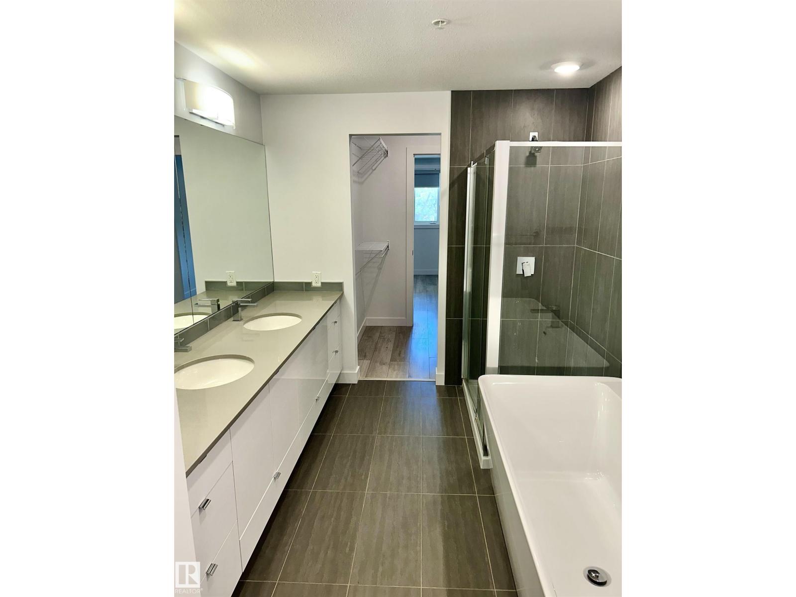 #203 8510 90 ST NW - 8
