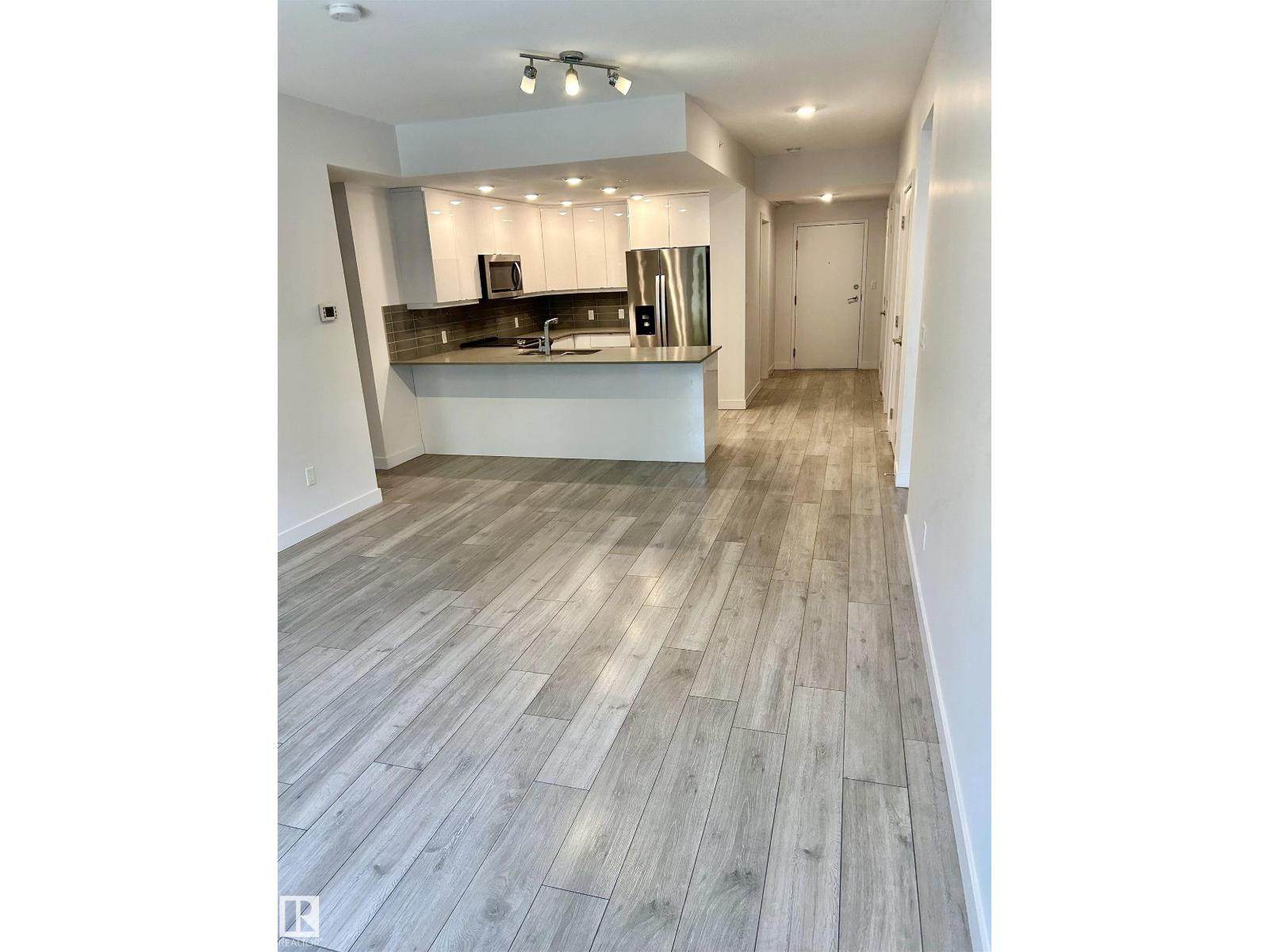 #203 8510 90 ST NW - 5