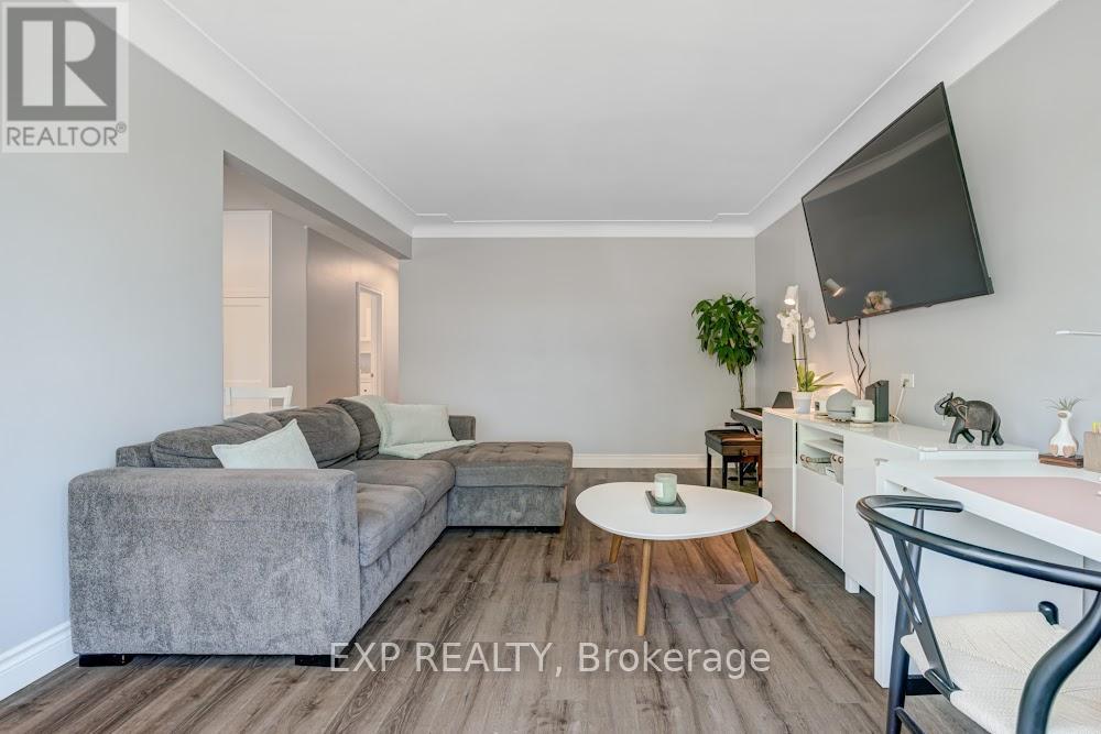 42 TERRACE DRIVE - 11