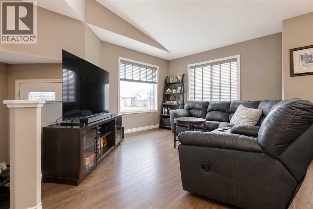 7017 115B Street - photo 4
