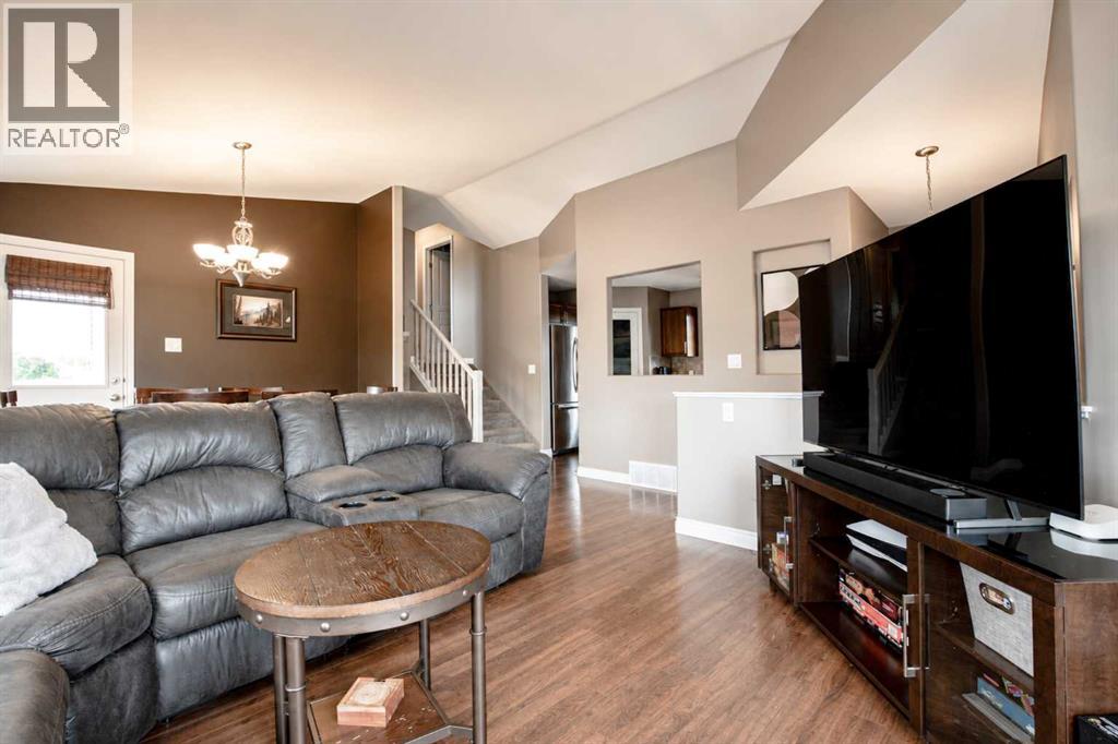 7017 115B Street - photo 5