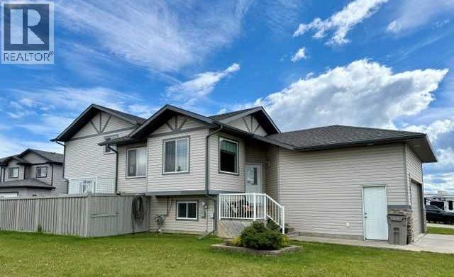 7017 115B Street - photo 2