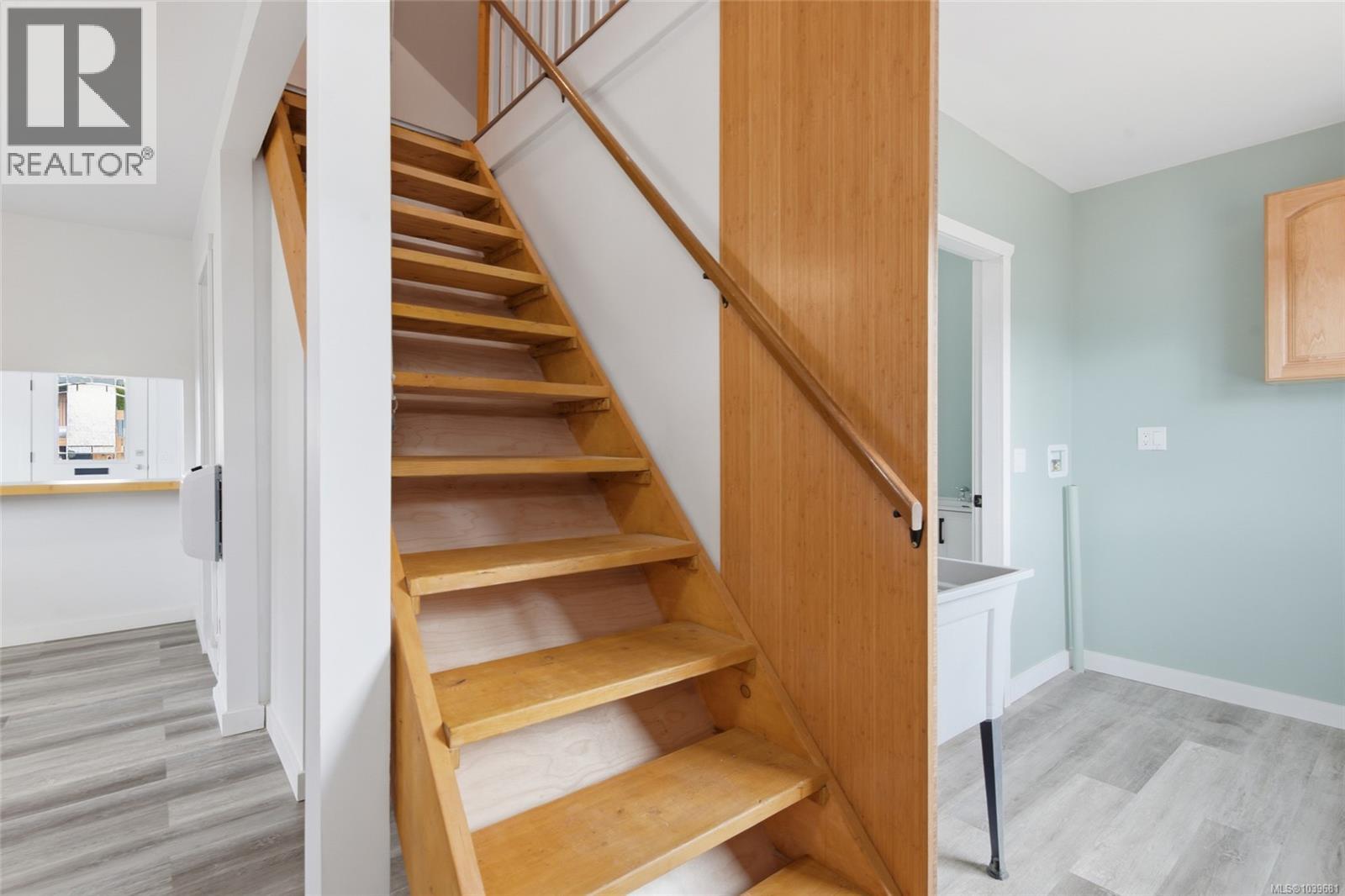 4524 Bute St - 12
