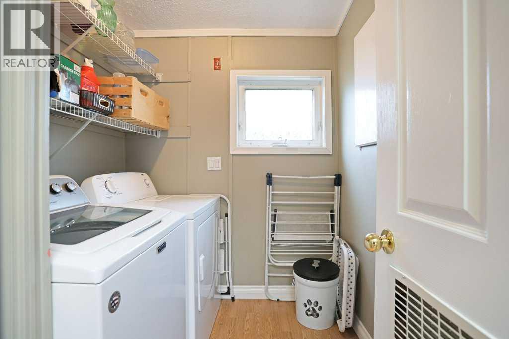 23 Meadowlake Gate E — photo 28