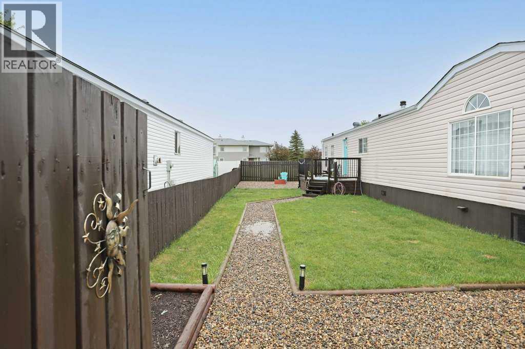 23 Meadowlake Gate E — photo 14