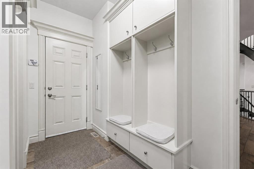 32 Aspen Meadows Manor SW — photo 19