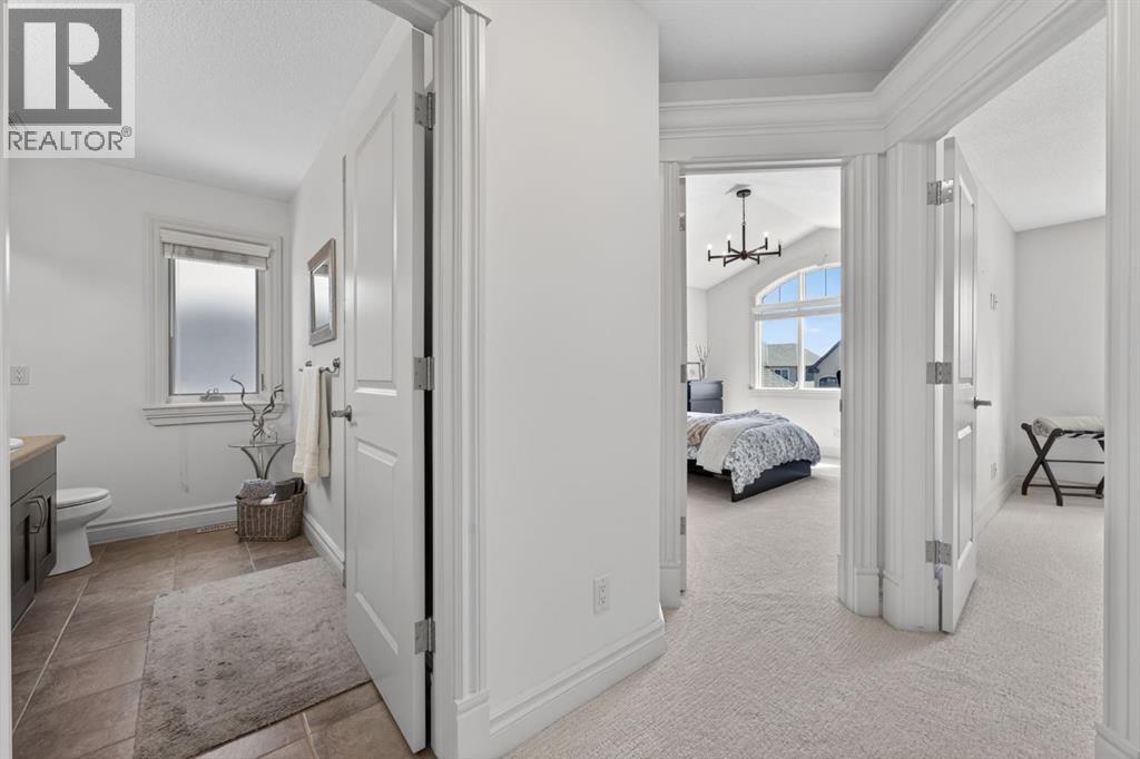 32 Aspen Meadows Manor SW — photo 27