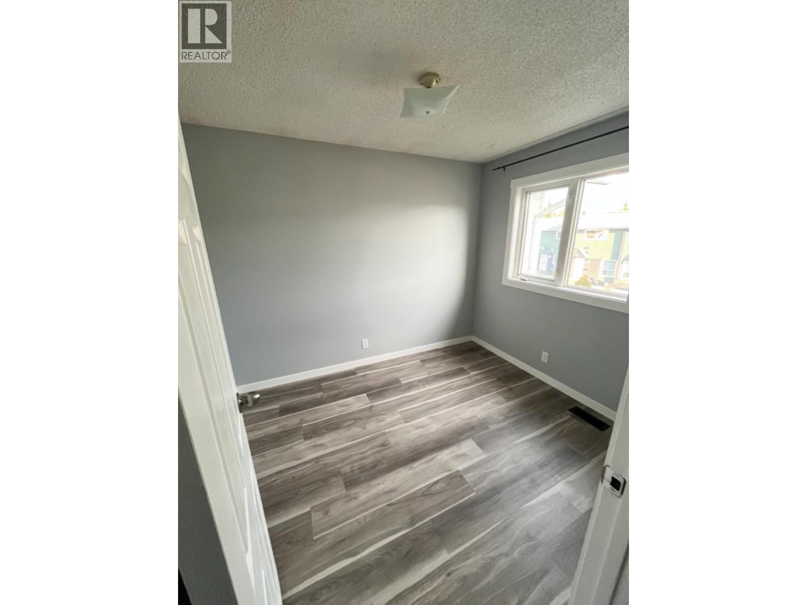 #18 2007 UPLAND STREET - 13