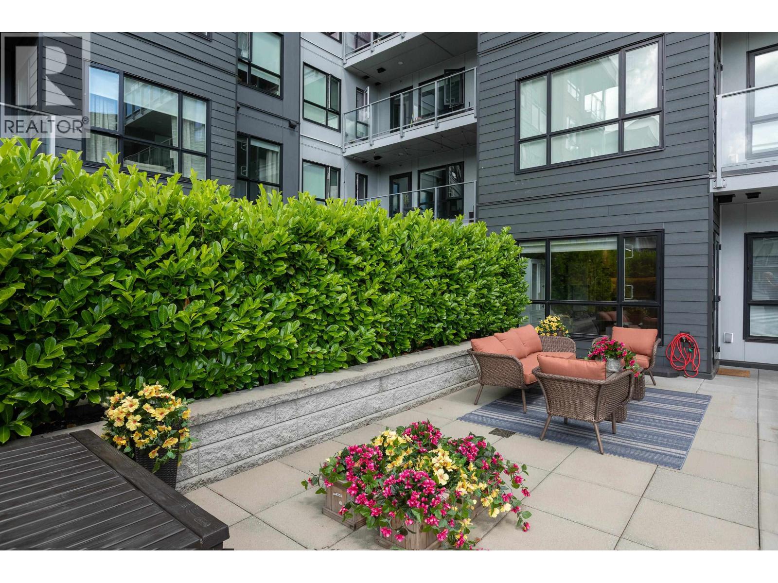 203 3596 MALSUM DRIVE, North Vancouver