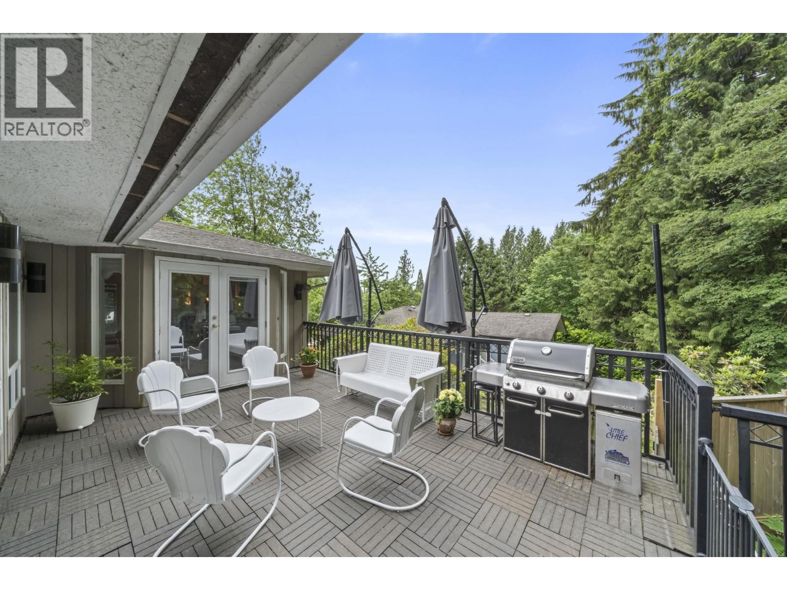 507 JEFFERSON AVENUE, Coquitlam