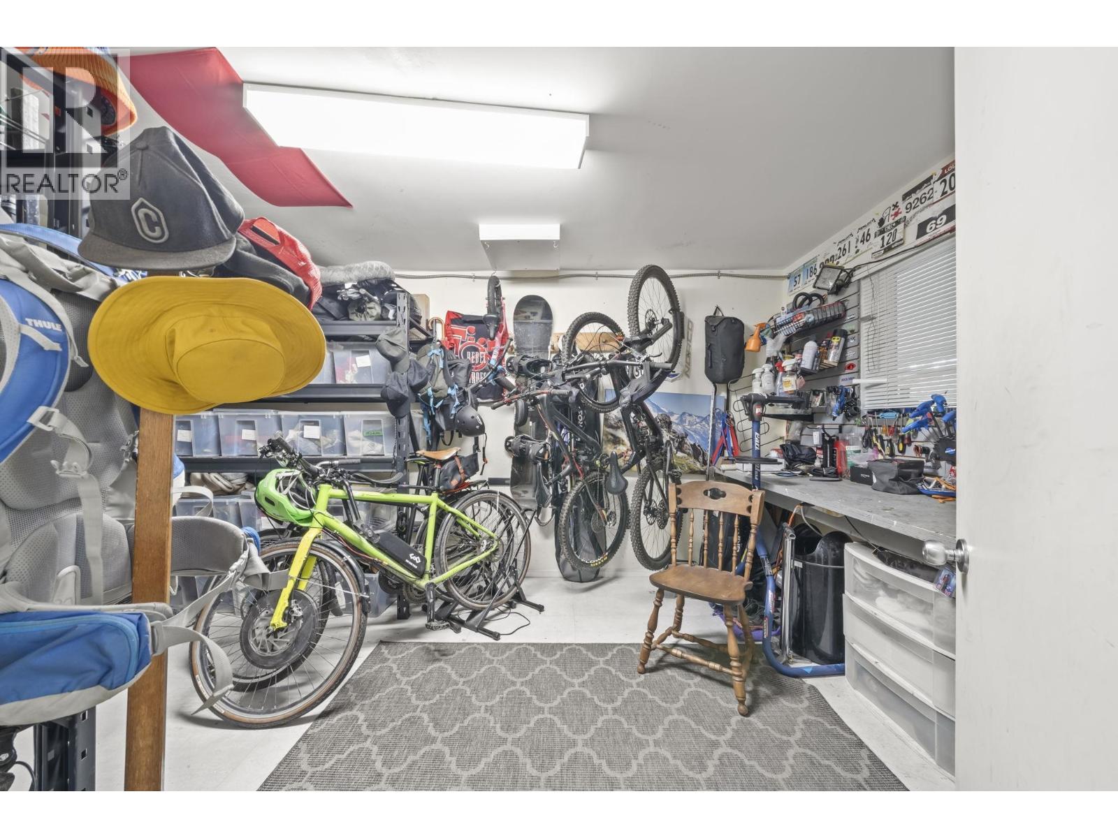 507 JEFFERSON AVENUE, Coquitlam