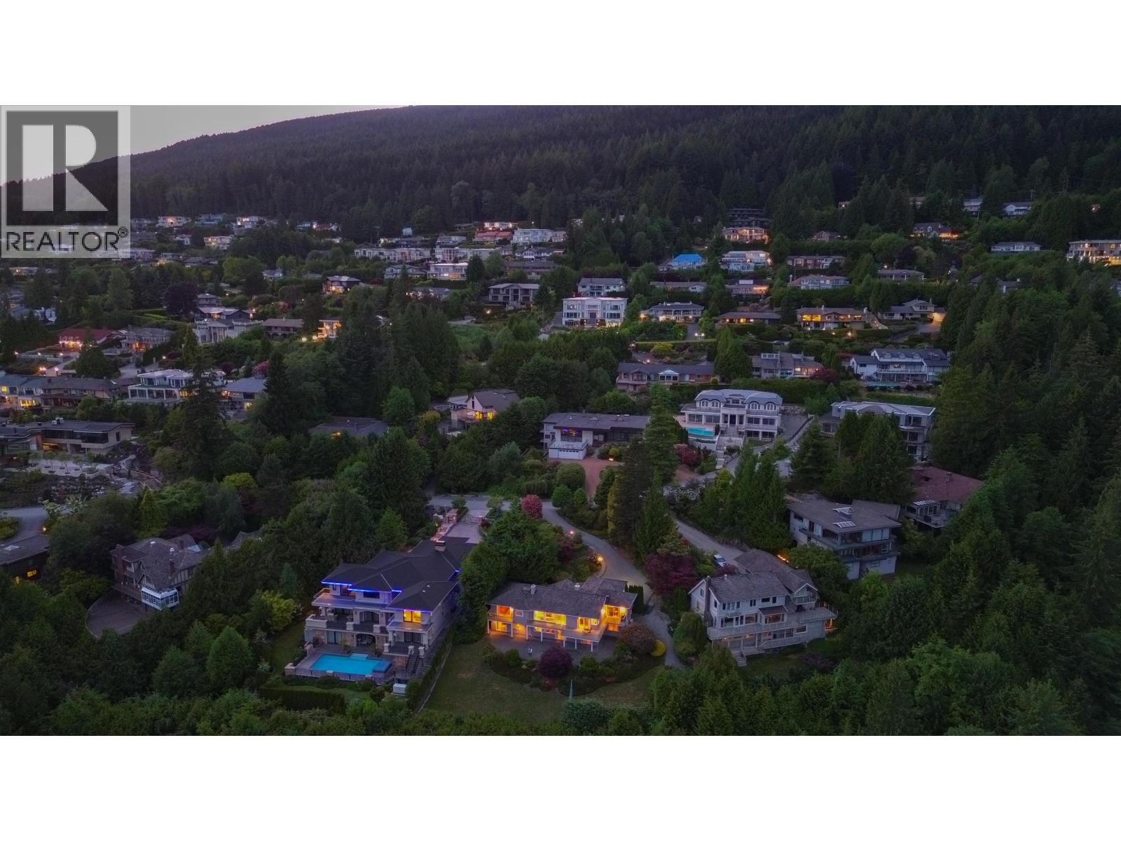 1440 SANDHURST PLACE, West Vancouver